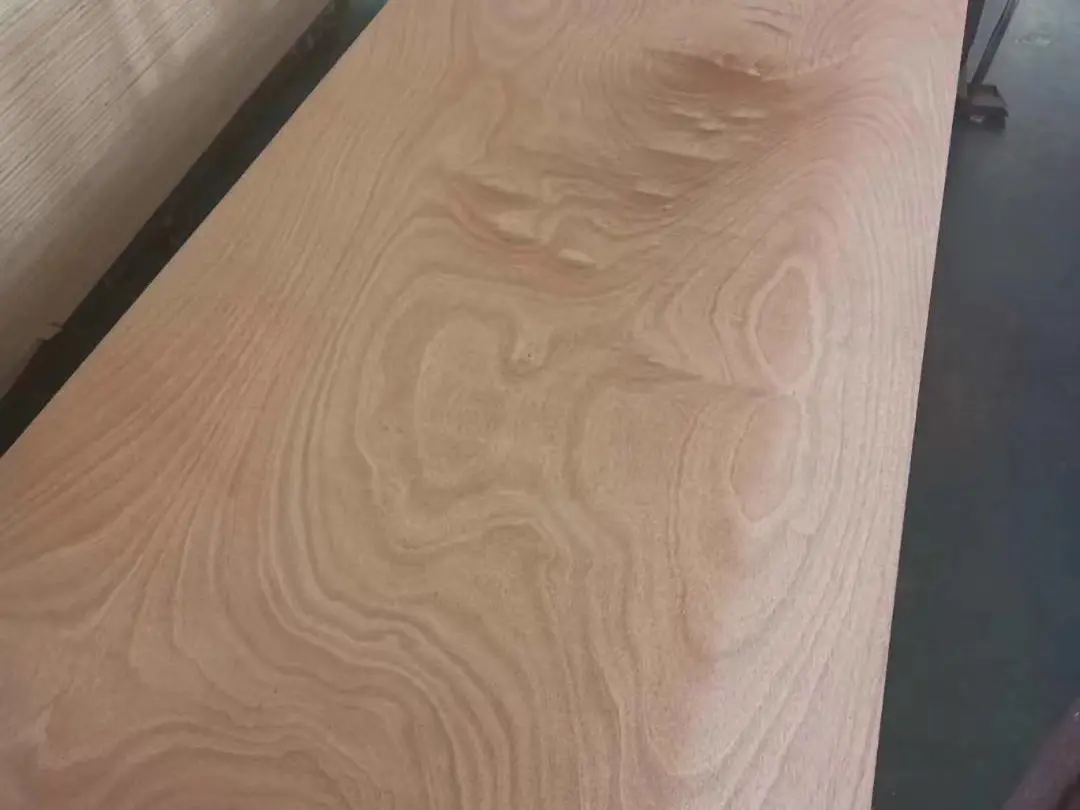 China Commercial Plywood Used for Furniture, Decoration and Packing